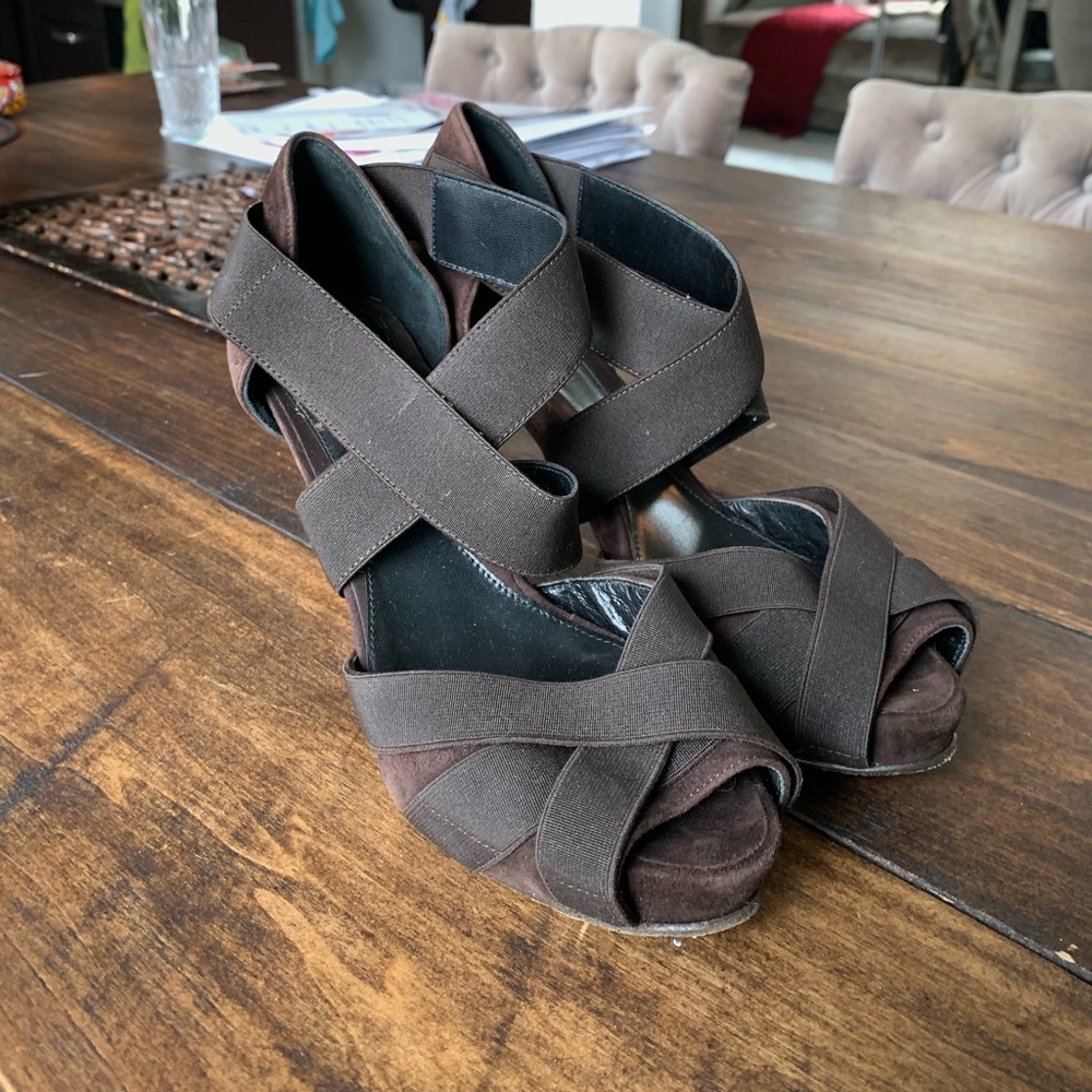 Vintage Dana Davis Brown Chunky Heels